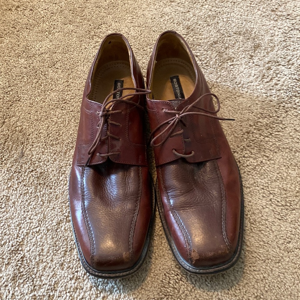 Bostonian dress shoes